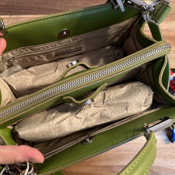 NWT STEVE MADDEN BMATEO CROSSBODY BAG TOP HANDLE SATCHEL‎ W AIRPOD CASE GREEN - Picture 6 of 9